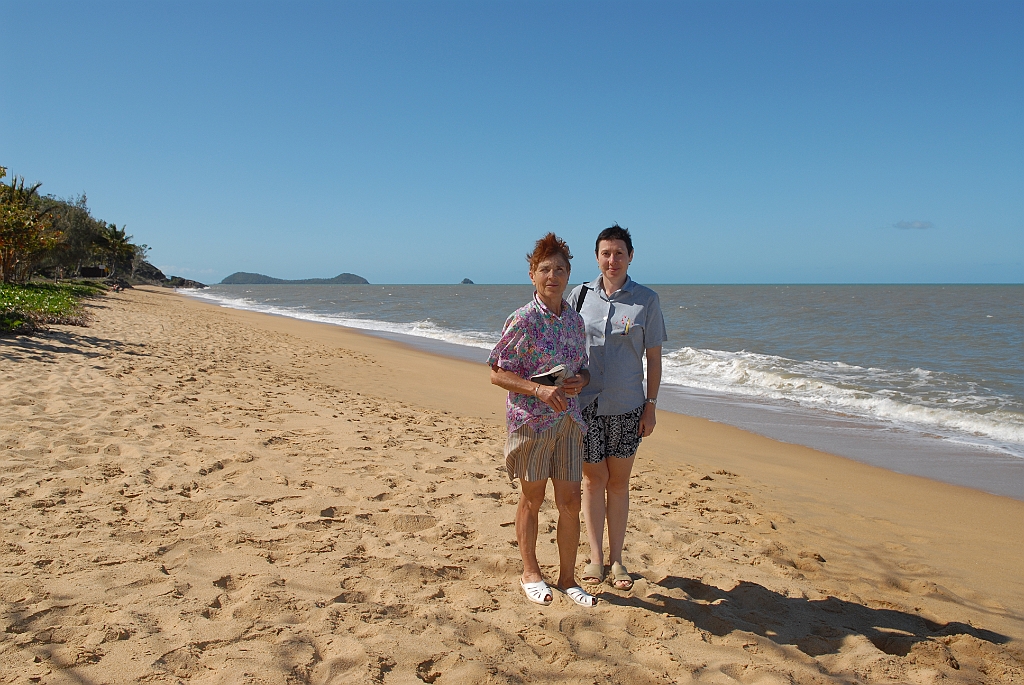 0396 Trinity Beach.jpg